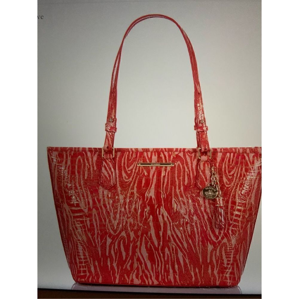 NWT Brahmin Medium Asher